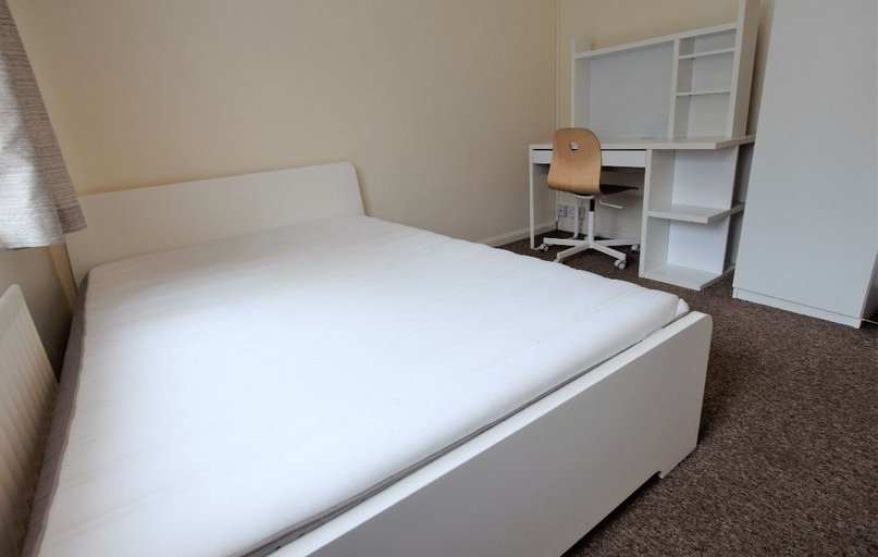 Tunstall Road, Hales Place, Canterbury - Image 1