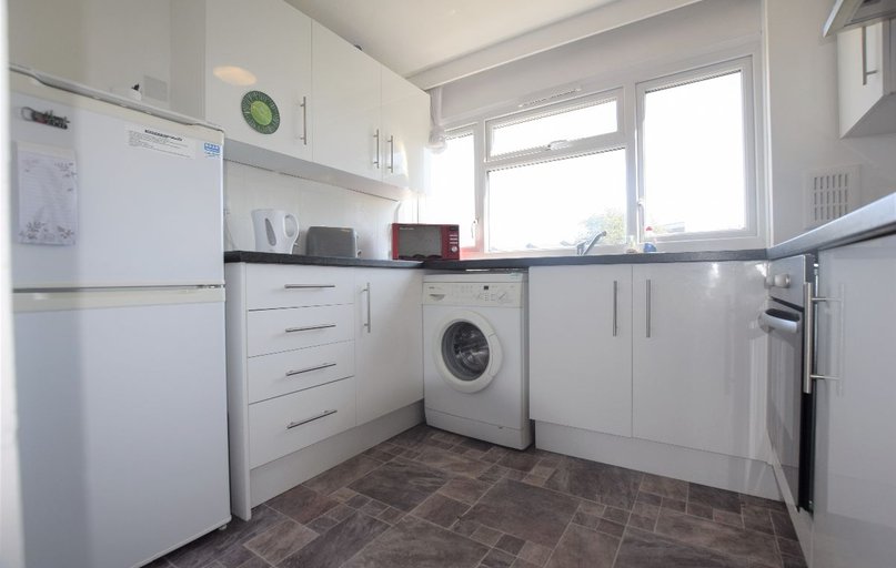 Hawe Close, Hales Place, Canterbury - Image 1