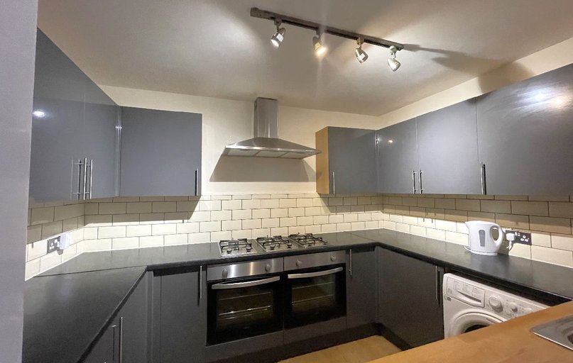 Starle Close, Christchurch, Canterbury - Image 1