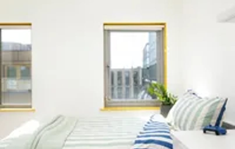 Medium Studio, Scape Guildford, 1 Kernel Court, Walnut Tree Close, Guildford - Image 1