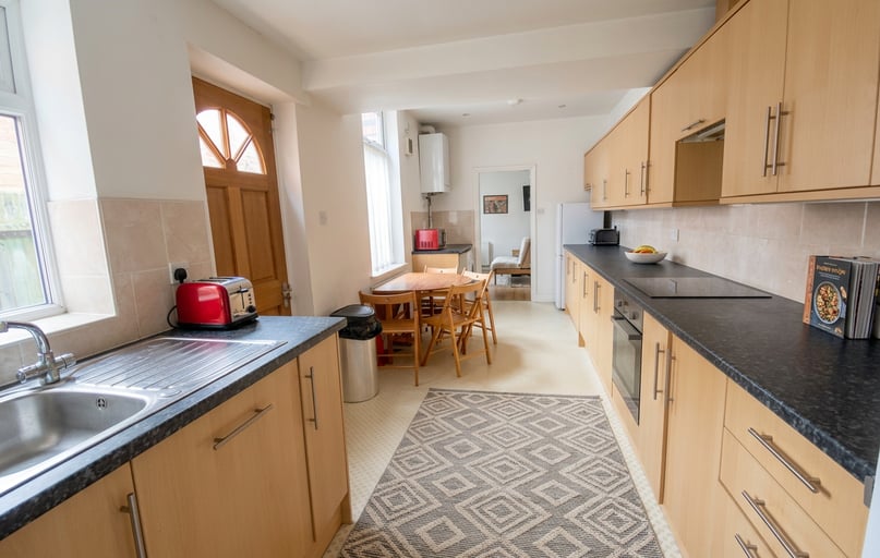 Tiverton Road - 6 bed, Selly Park, Birmingham - Image 1
