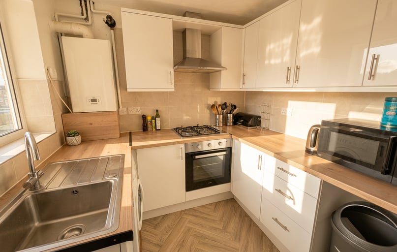 Ingham Grove, Lenton Gardens, NG7 2LQ, Lenton, Nottingham - Image 1