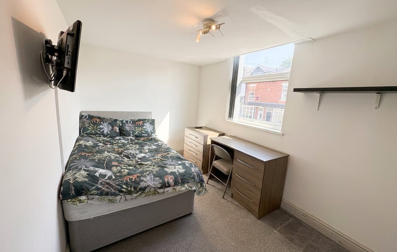 Teignmouth Road - Room 2, Selly Park, Birmingham - Image 1