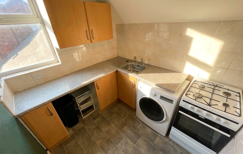 Flat 3 2 Arthur Avenue, Lenton, Nottingham - Image 1
