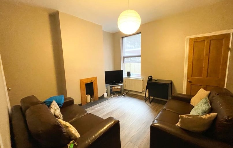 Tiverton Road, Selly Park, Birmingham - Image 1