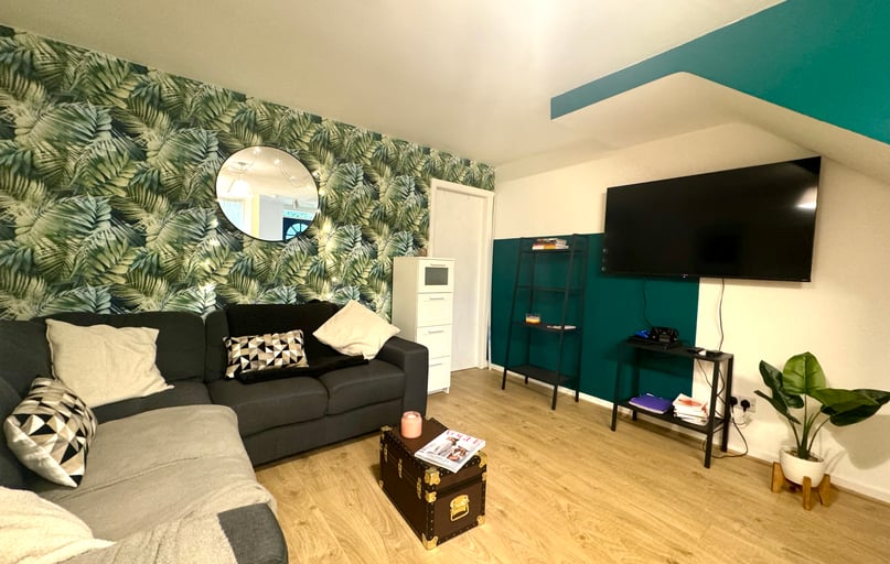 Saxon Green, Lenton, Nottingham - Image 1