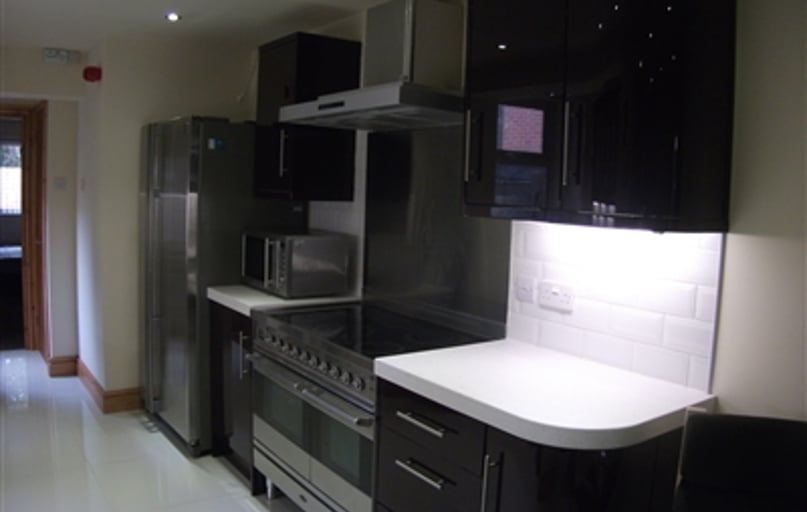 Hubert Road, Selly Park, Birmingham - Image 1