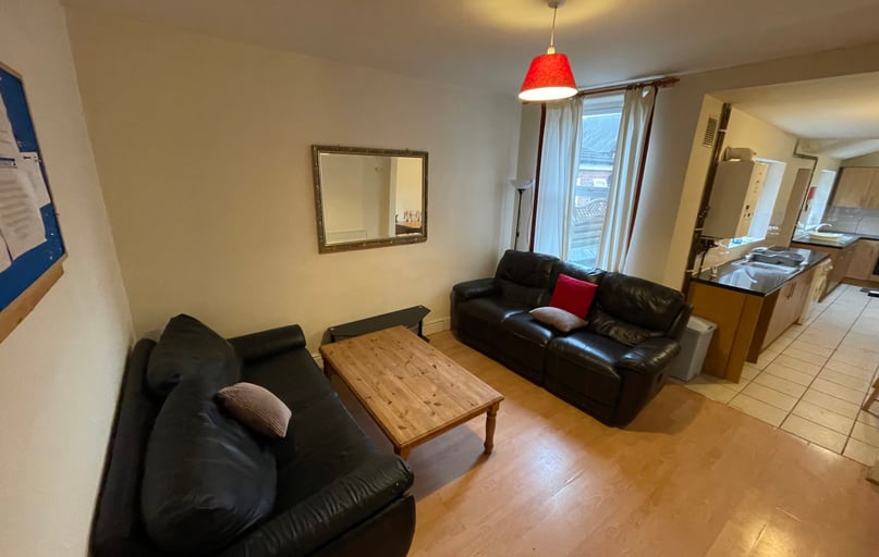 Bute Avenue, Lenton, Nottingham - Image 1