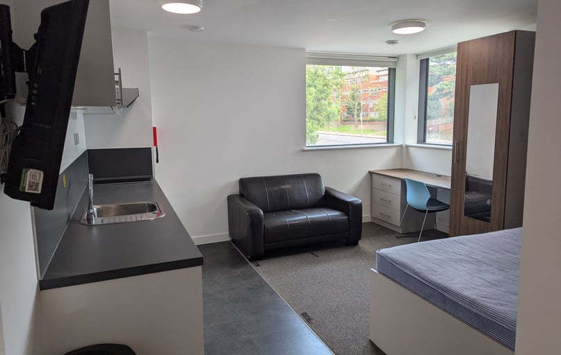 F3 - 54 George Road, City Centre, Birmingham - Image 1