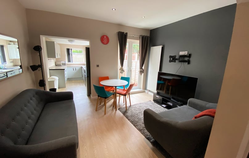 Marlborough Street, Dunkirk, Nottingham - Image 1