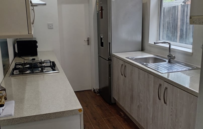 Warwards Lane - 5 bed, Selly Park, Birmingham - Image 1