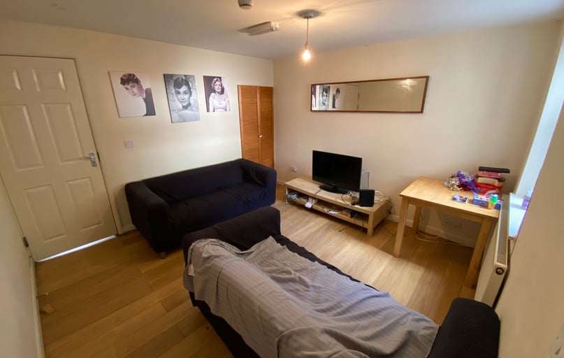 Dawlish Road, Selly Park, Birmingham - Image 1