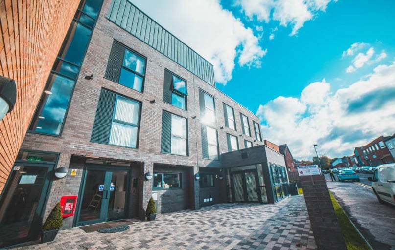 Windsor Court - Gold Studio, Aston, Birmingham - Image 1