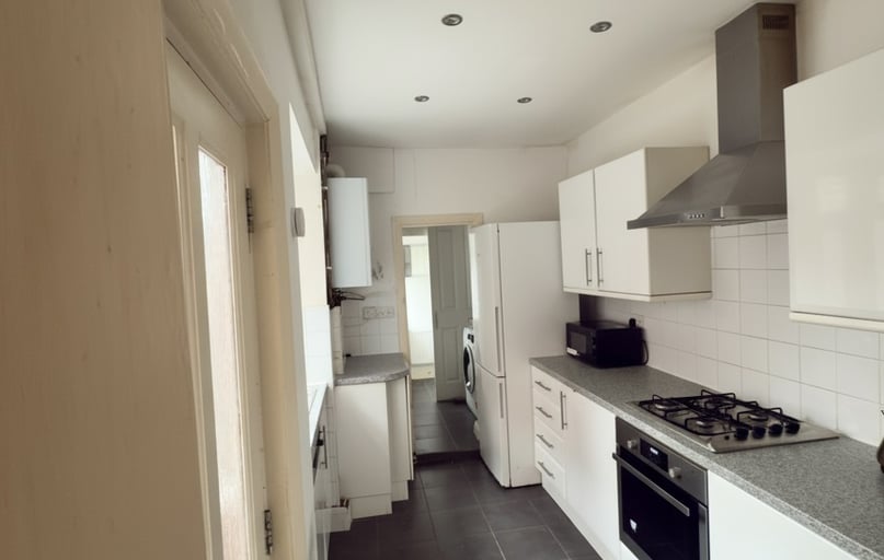 Link Road - 3 Bed, Hockley, Birmingham - Image 1