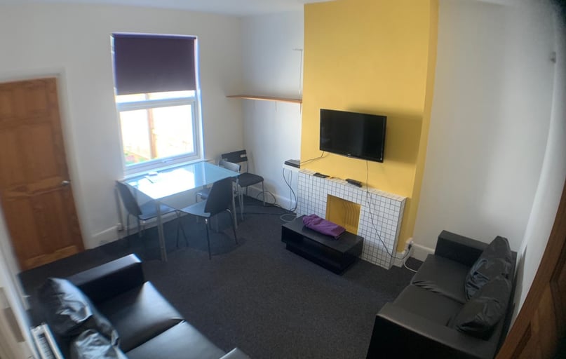 Pershore Road, Selly Park, Birmingham - Image 1