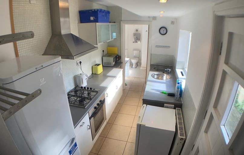 Pershore Road, Selly Park, Birmingham - Image 1