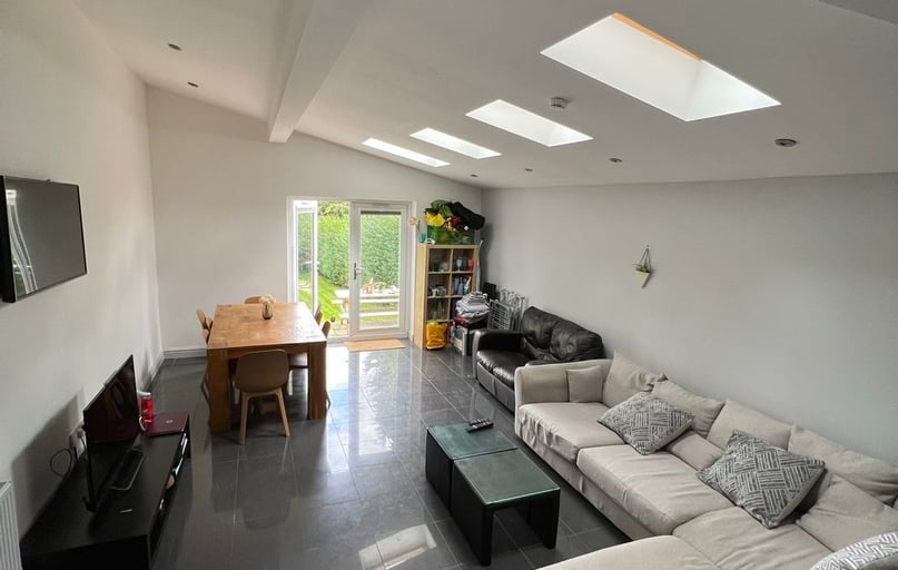 Heeley Road, Selly Park, Birmingham - Image 1
