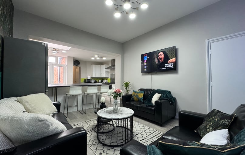 Raddlebarn Road - 7 bed, Selly Park, Birmingham - Image 1