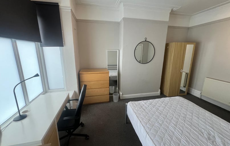 Raddlebarn Road - Copy, Selly Park, Birmingham - Image 1