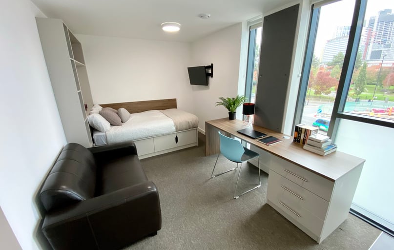 F19 - 54 George Road, City Centre, Birmingham - Image 1