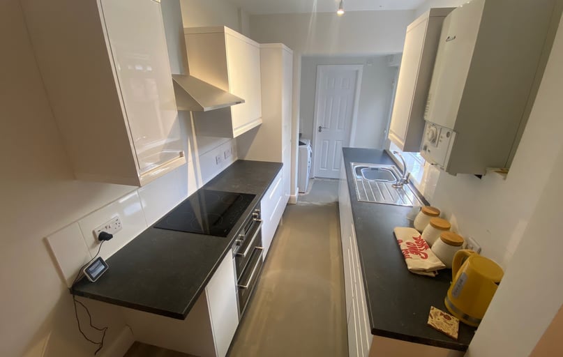 Dawlish Road - 3 bed, Selly Park, Birmingham - Image 1