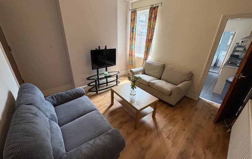 Tiverton Road - 4 bed, Selly Park, Birmingham - Image 1