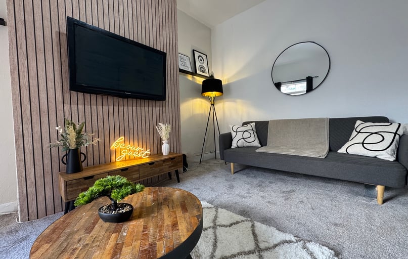 Pershore Road - Copy, Selly Park, Birmingham - Image 1