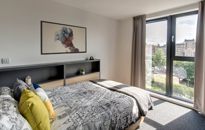 Premium Studio, St James, 110 St James Road, Townhead, Glasgow - Image 1