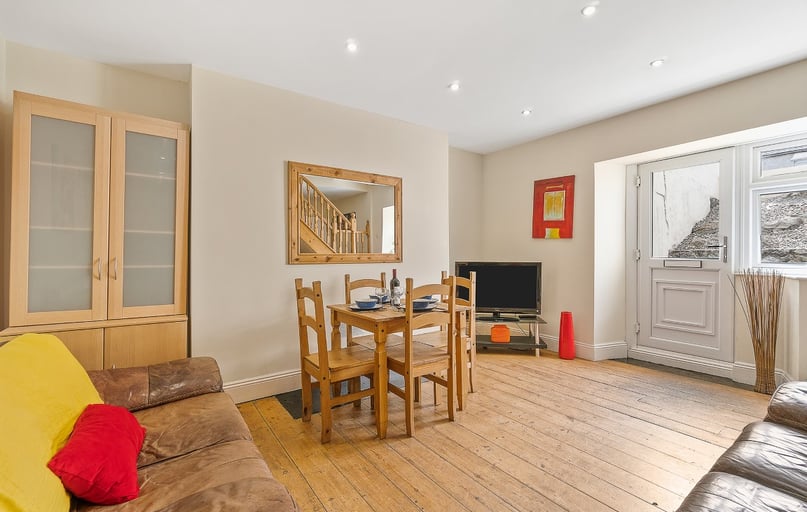 Bedford Terrace, North hill, Plymouth - Image 1