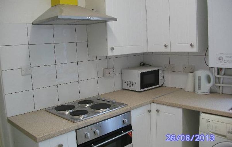 Essex Road, Near university, Bognor regis - Image 1