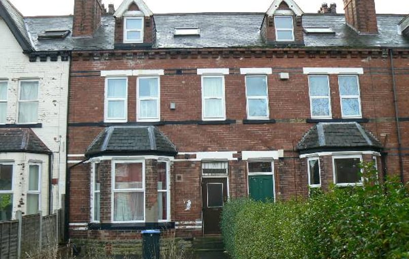 Brudenell road, Hyde park, Leeds - Image 1