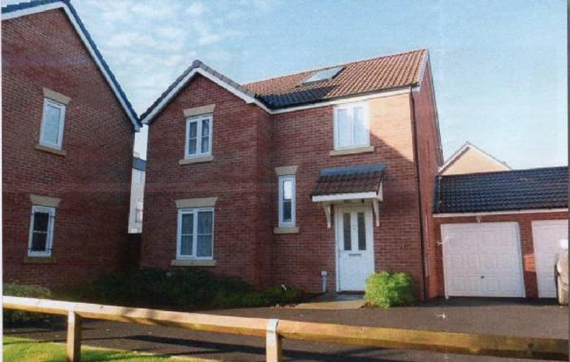 Wood Mead, Stoke park, Bristol - Image 1