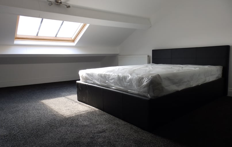 Cross Street, Winckley square, Preston - Image 1