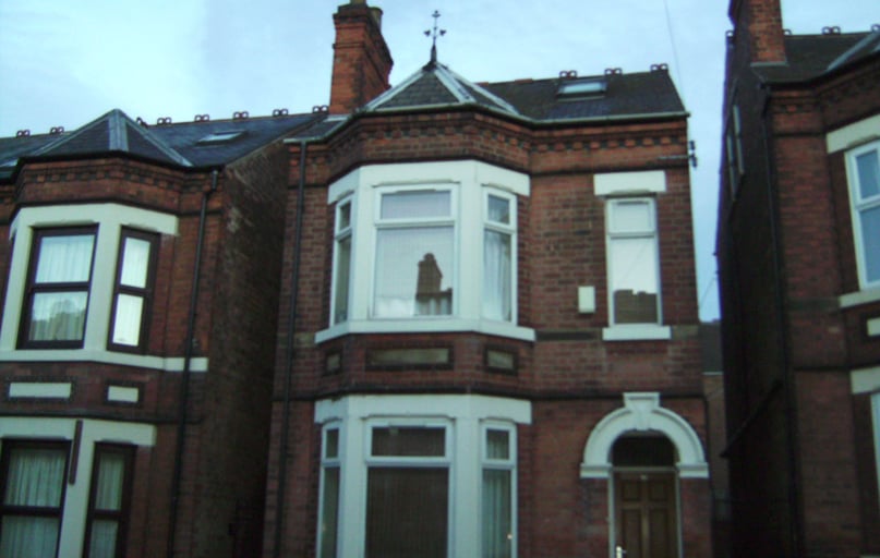 Dunlop avenue, Lenton, Nottingham - Image 1