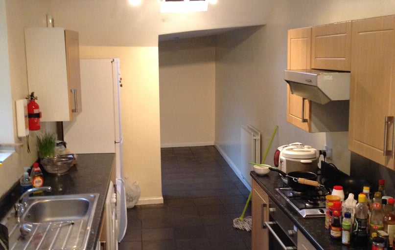 Oxnam Crescent, Spital tongues, Newcastle - Image 1