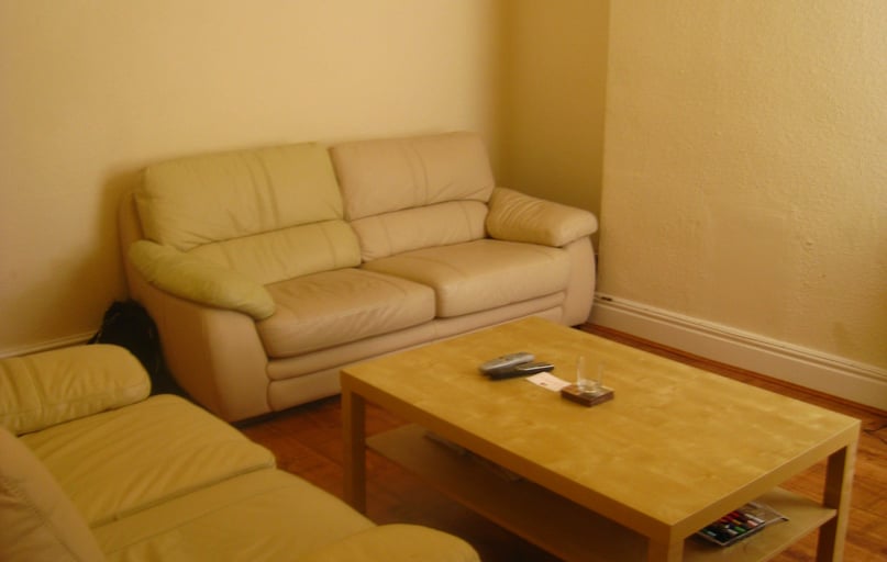 Jubilee Drive, Kensington, Liverpool - Image 1