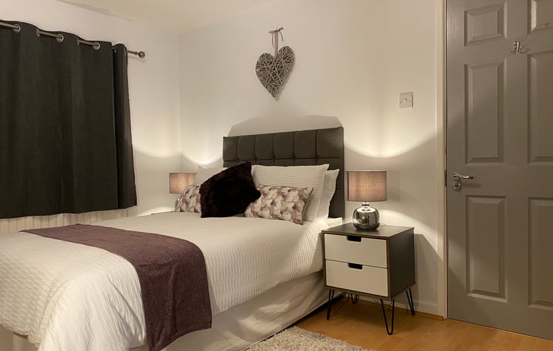 Devon Road, Near university, Luton - Image 1