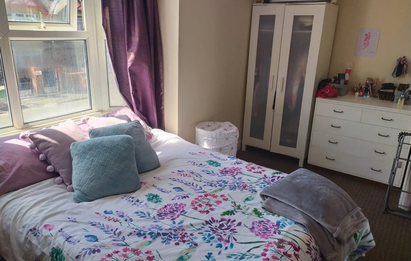 Cowley road, Cowley, Oxford - Image 1