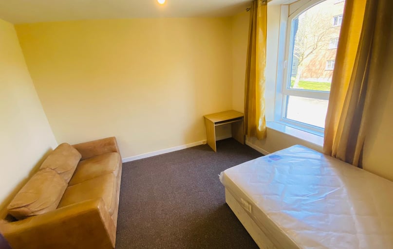 Polepark Road, City Centre, Dundee - Image 1