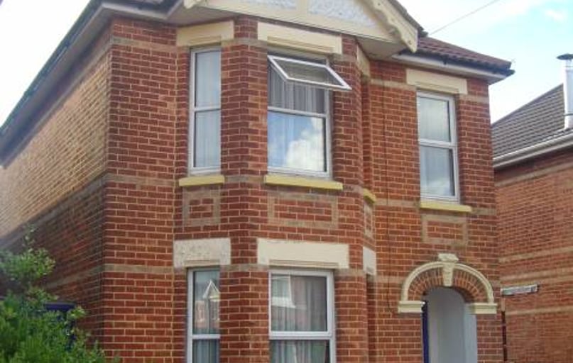 Osborne rd, Winton, Bournemouth - Image 1