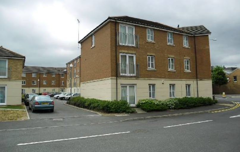 St Lukes Court, City centre, Hatfield - Image 1