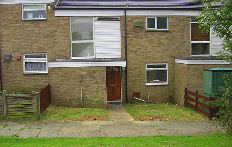 Beecroft close, Hales place, Canterbury - Image 1