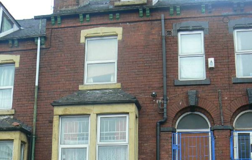 Royal park road, Hyde park, Leeds - Image 1