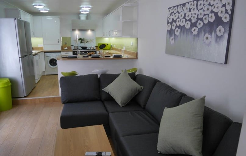 Hill park crescent, North hill, Plymouth - Image 1