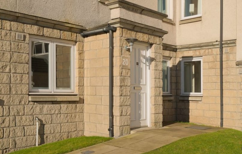 Premium – 2 Bed Maisonette With Study, Trinity Court, 9 Pittodrie Street, Old Aberdeen, Aberdeen - Image 1