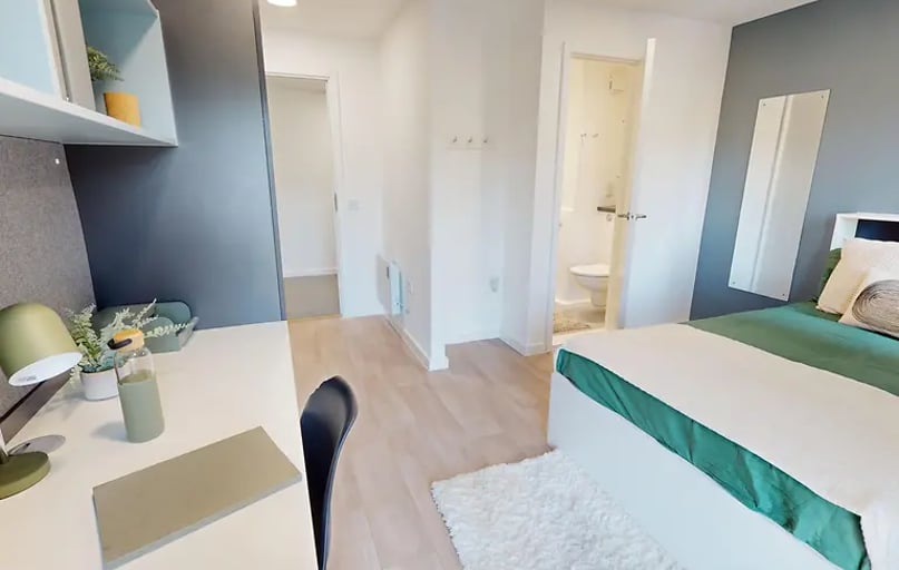 Premium Ensuite, Enso, Hawkins Road, Hythe Quays, Colchester - Image 1