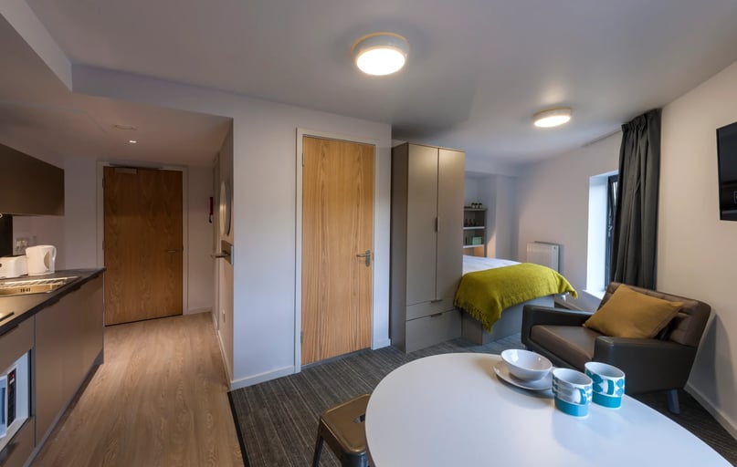Studio - Platinum, West Village, Beith Street, Broomhill, Glasgow - Image 1