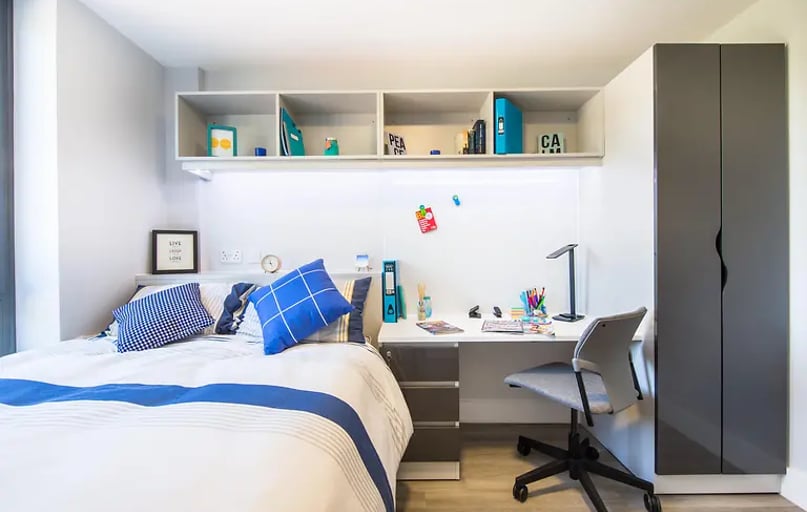 5 Bed Cluster En-Suite, ViBe Student Living, 66-70 Cambridge Road, Surbiton, Kingston - Image 1