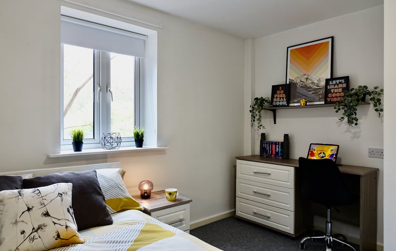 Carr Mills, Buslingthorpe Lane, Meanwood, Leeds - Image 1