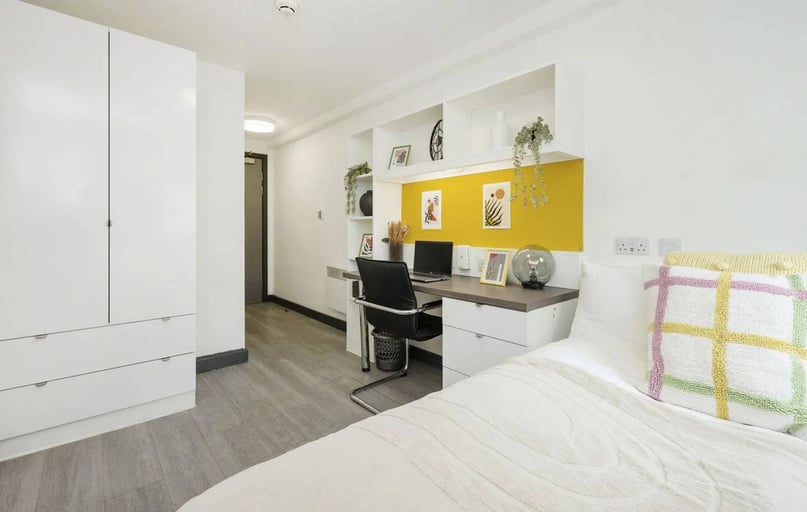 Albert Place, Albert Street, Jesmond, Newcastle - Image 1